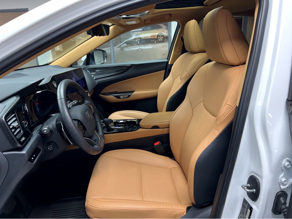 Certified 2026 Lexus NX 350 AWD w/ Accessory Package (2T) image 9