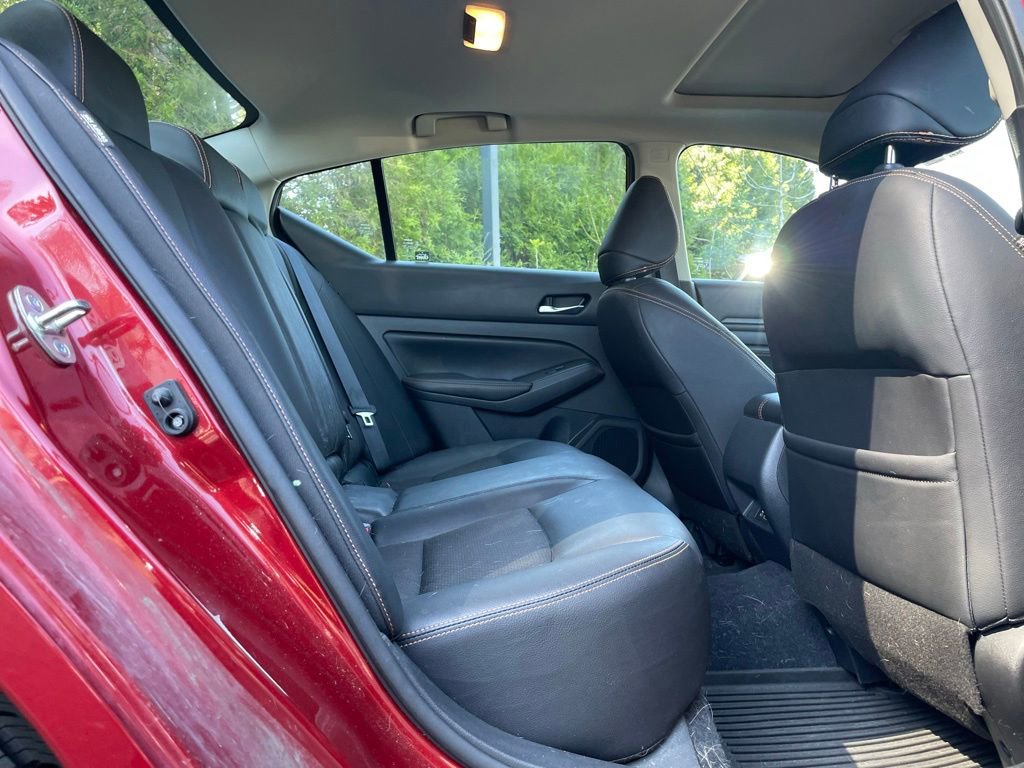 Used 2021 Nissan Altima 2.5 SR w/ SR Premium Package image 19