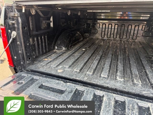 Used 2017 Ford F150 XLT w/ Equipment Group 302A Luxury AWD/4WD image 31