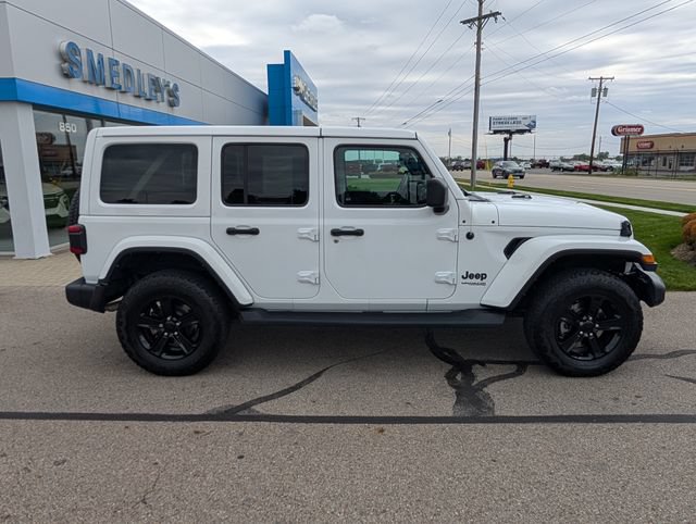 Used 2022 Jeep Wrangler Unlimited Sahara AWD/4WD image 2