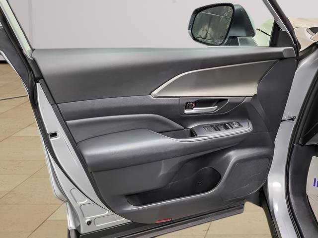 Certified 2025 Toyota Grand Highlander AWD image 22