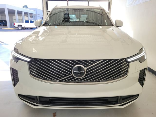 New 2026 Volvo XC90 B6 Plus w/ Protection Package Premier AWD/4WD image 4