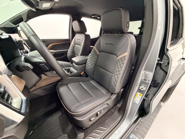 Certified 2026 GMC Canyon Denali AWD/4WD image 7