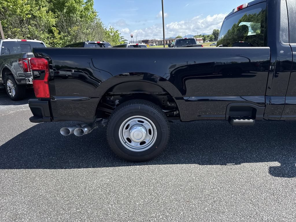 New 2025 Ford F350 XL w/ 360-Degree Camera Package RWD image 16
