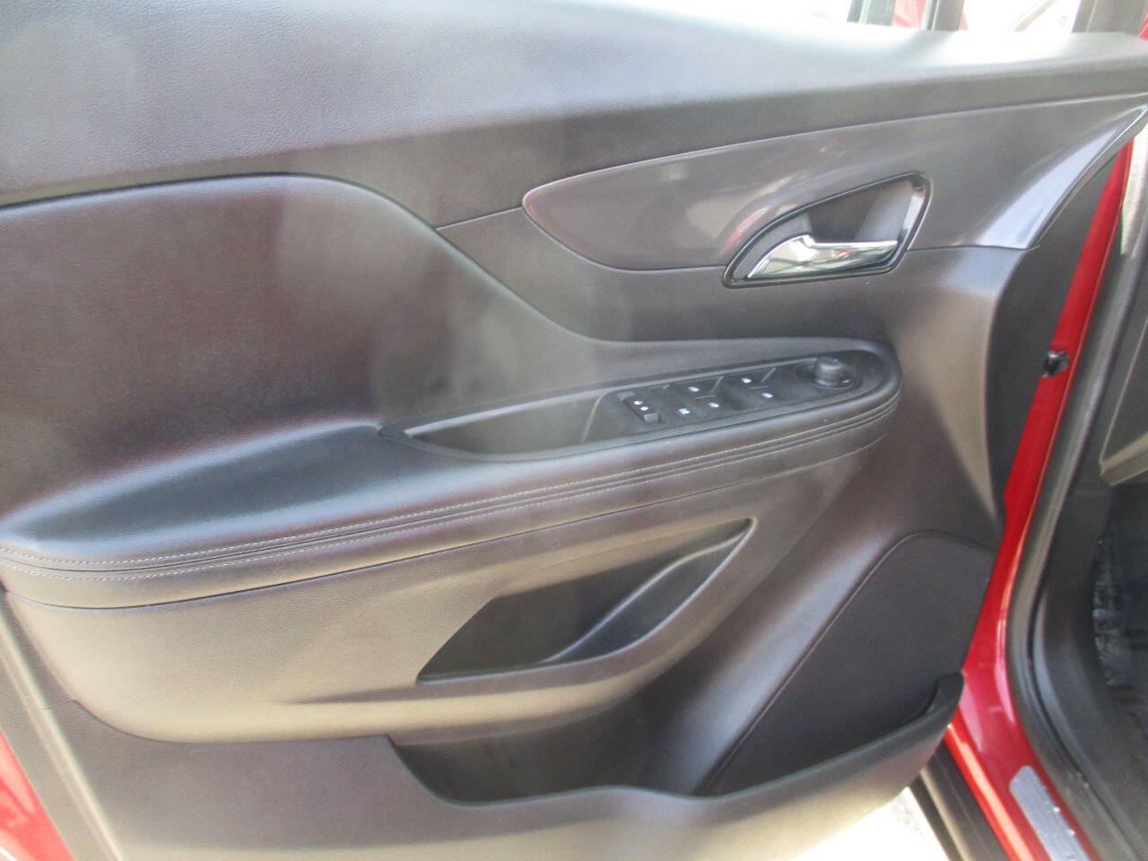 Used 2017 Buick Encore Sport Touring w/ Safety Package image 11