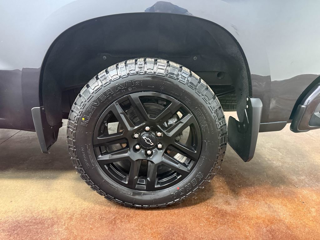 Used 2023 Chevrolet Silverado 1500 Custom image 89