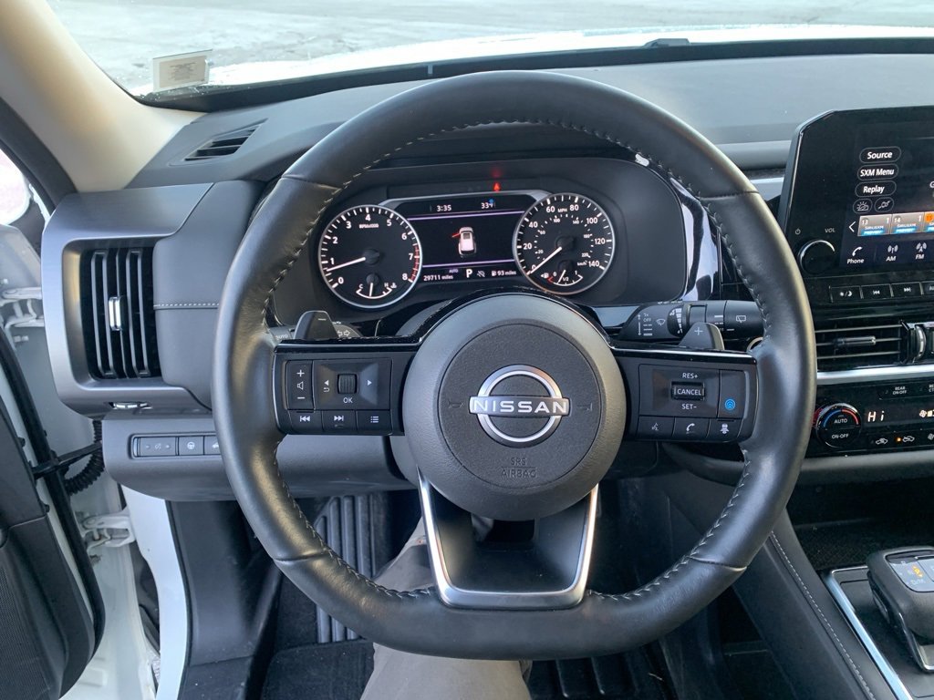 Used 2023 Nissan Pathfinder SL image 21