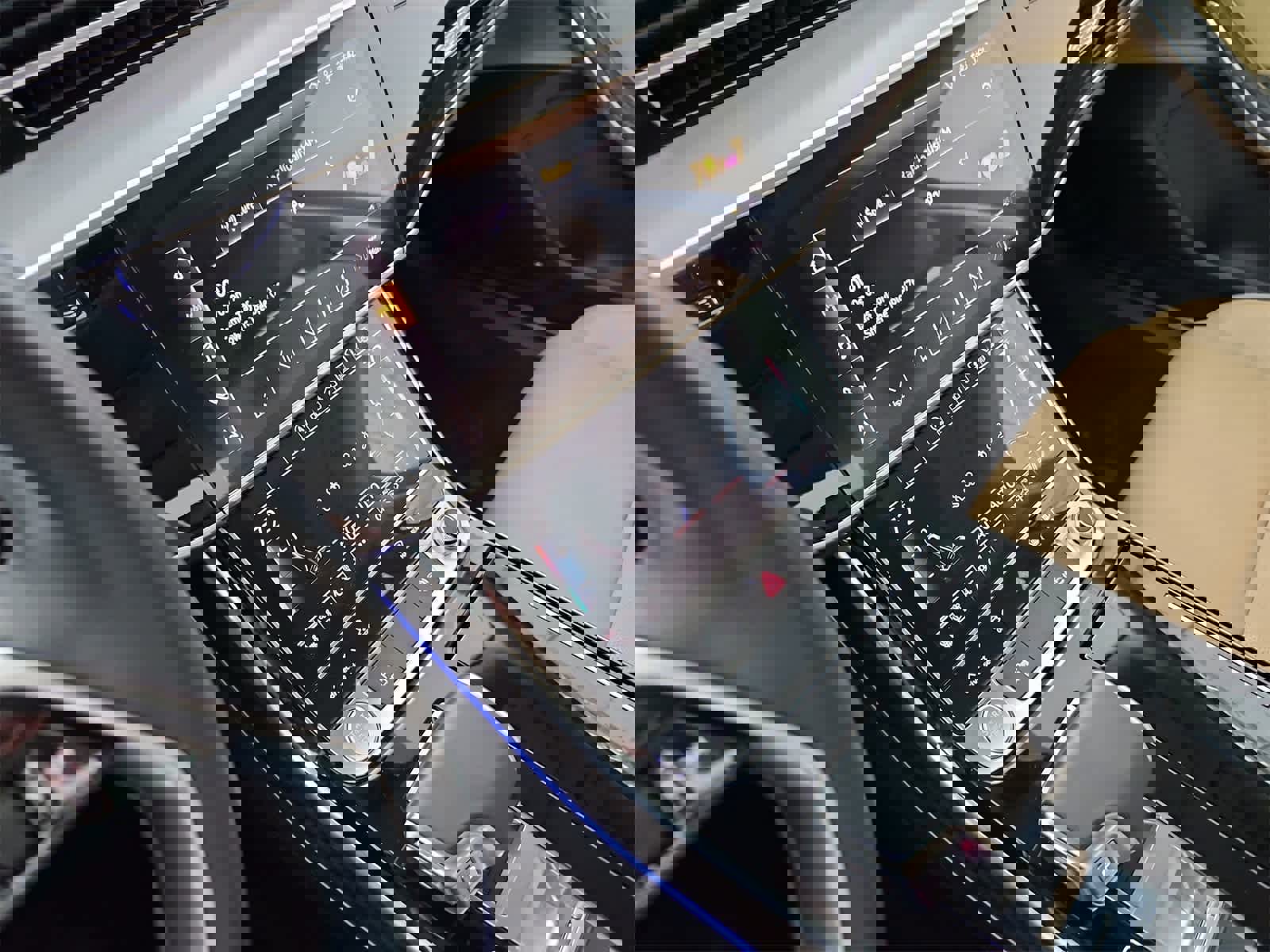 Used 2020 Audi A8 L 4.0T image 29