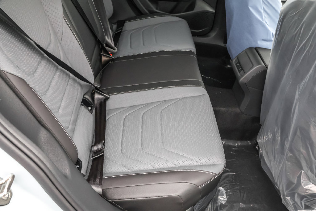 New 2027 Volkswagen Jetta SEL FWD image 42