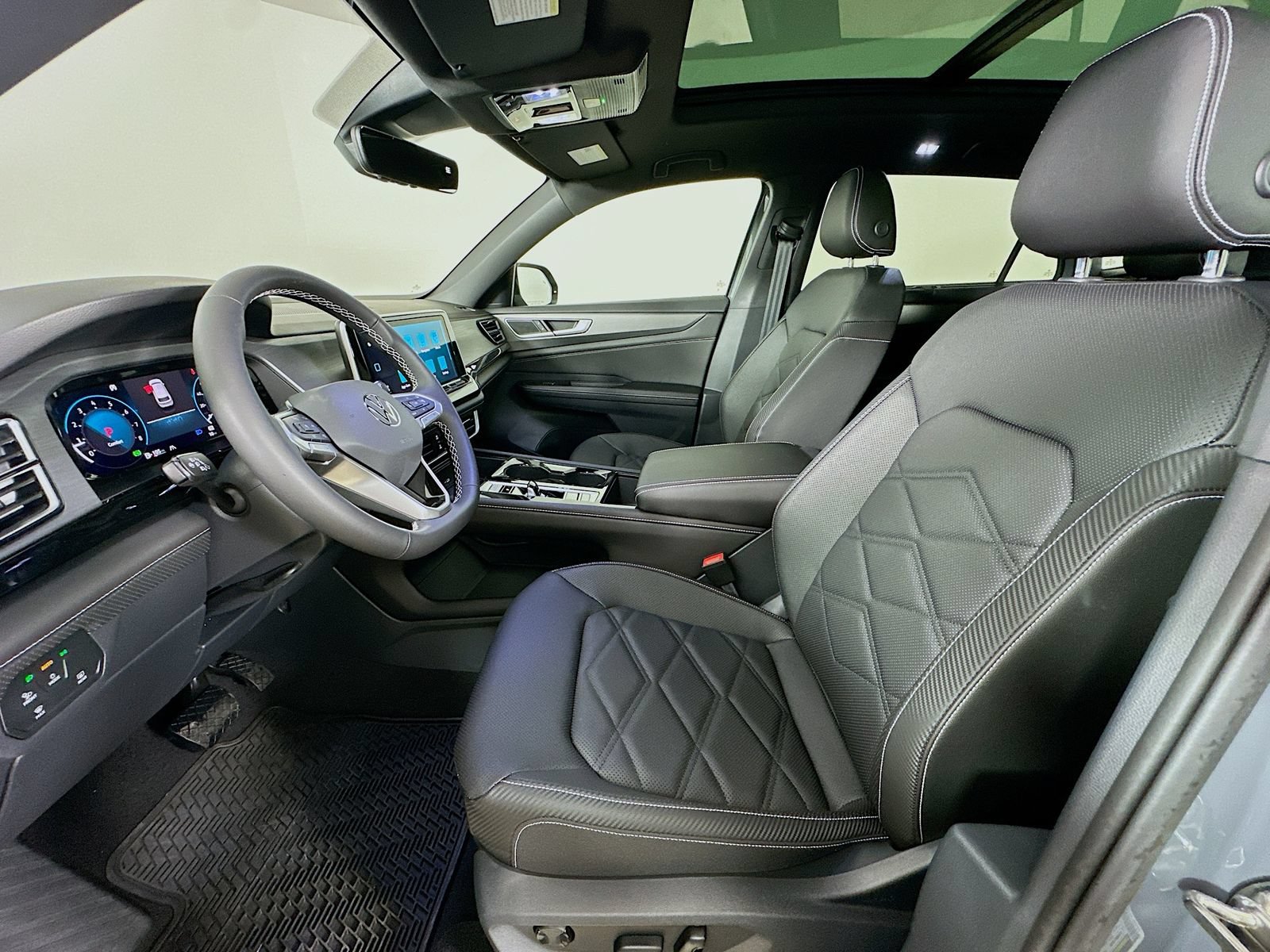 New 2026 Volkswagen Atlas Cross Sport SE AWD/4WD image 33