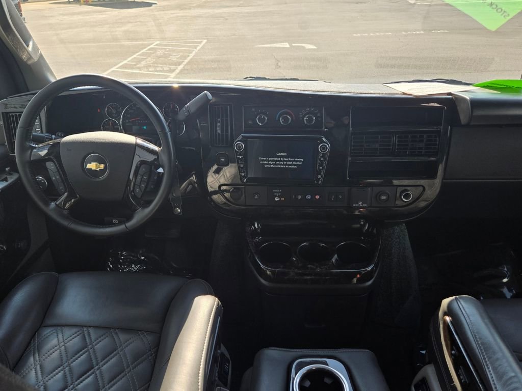 Used 2022 Chevrolet Express 2500 Extended w/ Enhanced Convenience Package video 2