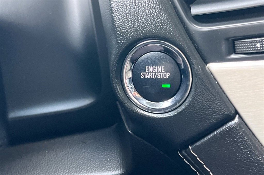 Used 2019 GMC Yukon XL Denali image 24