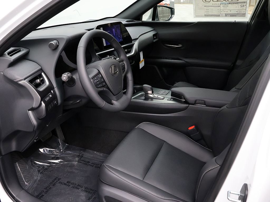 New 2026 Lexus UX 300h AWD image 13