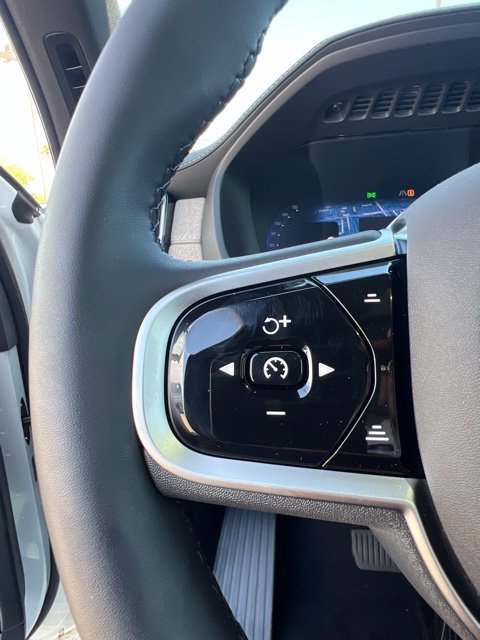 New 2026 Volvo XC90 T8 Plus w/ Protection Package AWD/4WD image 11