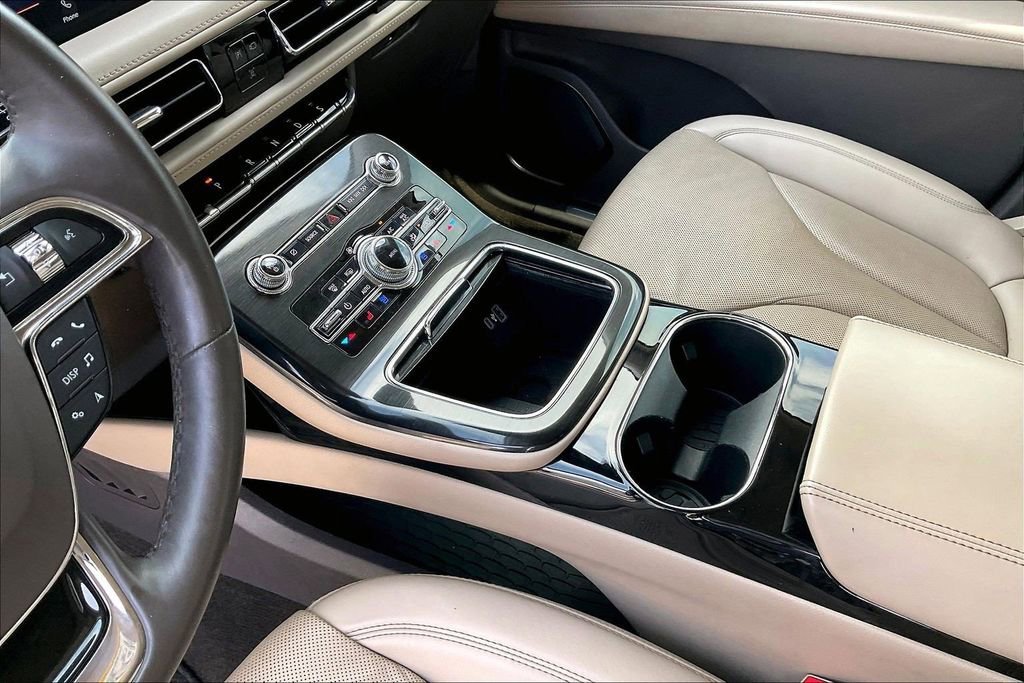 Used 2022 Lincoln Nautilus Reserve w/ Luxury Package FWD image 15