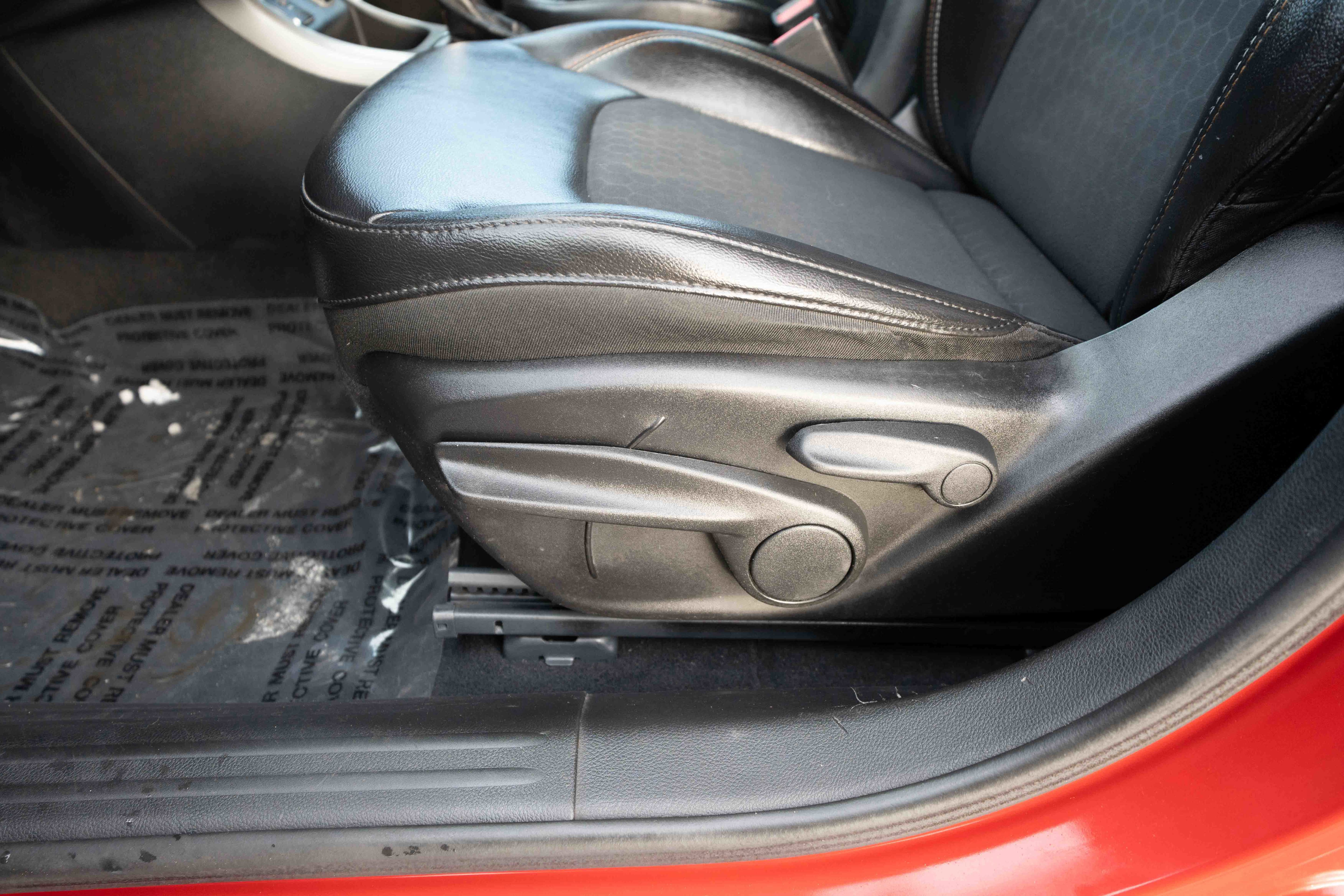 Used 2018 Jeep Compass Latitude image 12