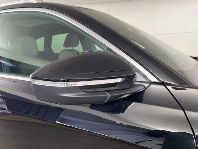 Used 2025 Audi Q5 Premium w/ Convenience Package image 10