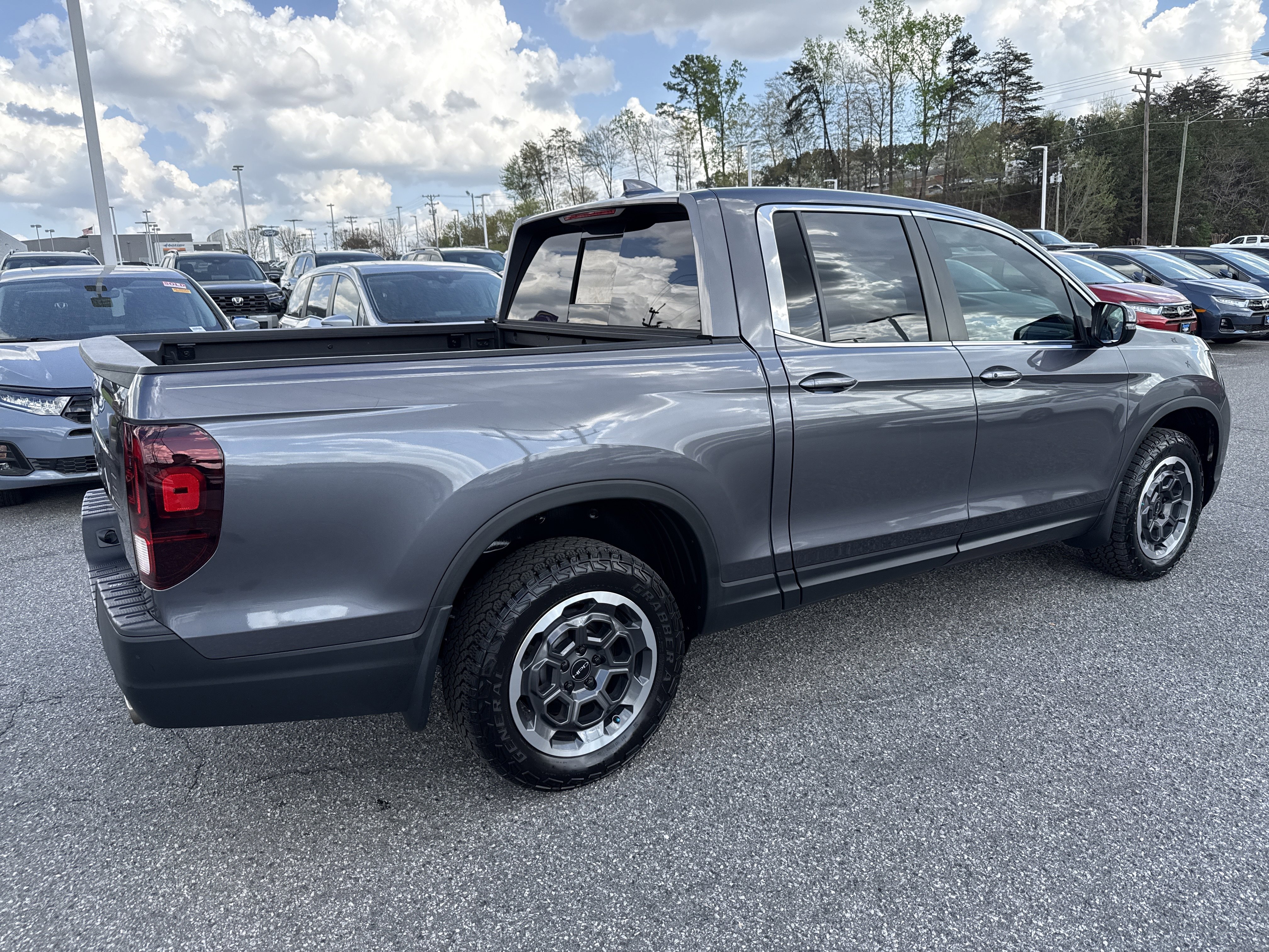 Certified 2024 Honda Ridgeline RTL image 15
