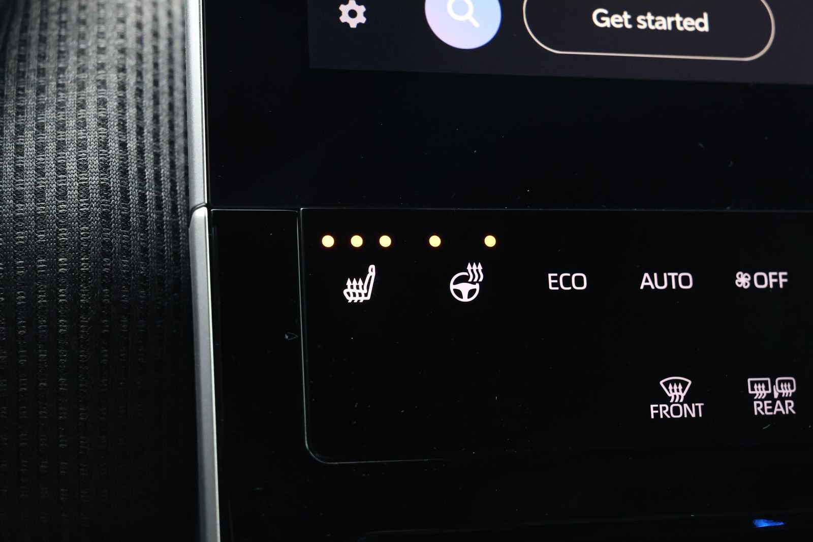 Used 2024 Toyota bZ4X XLE image 4