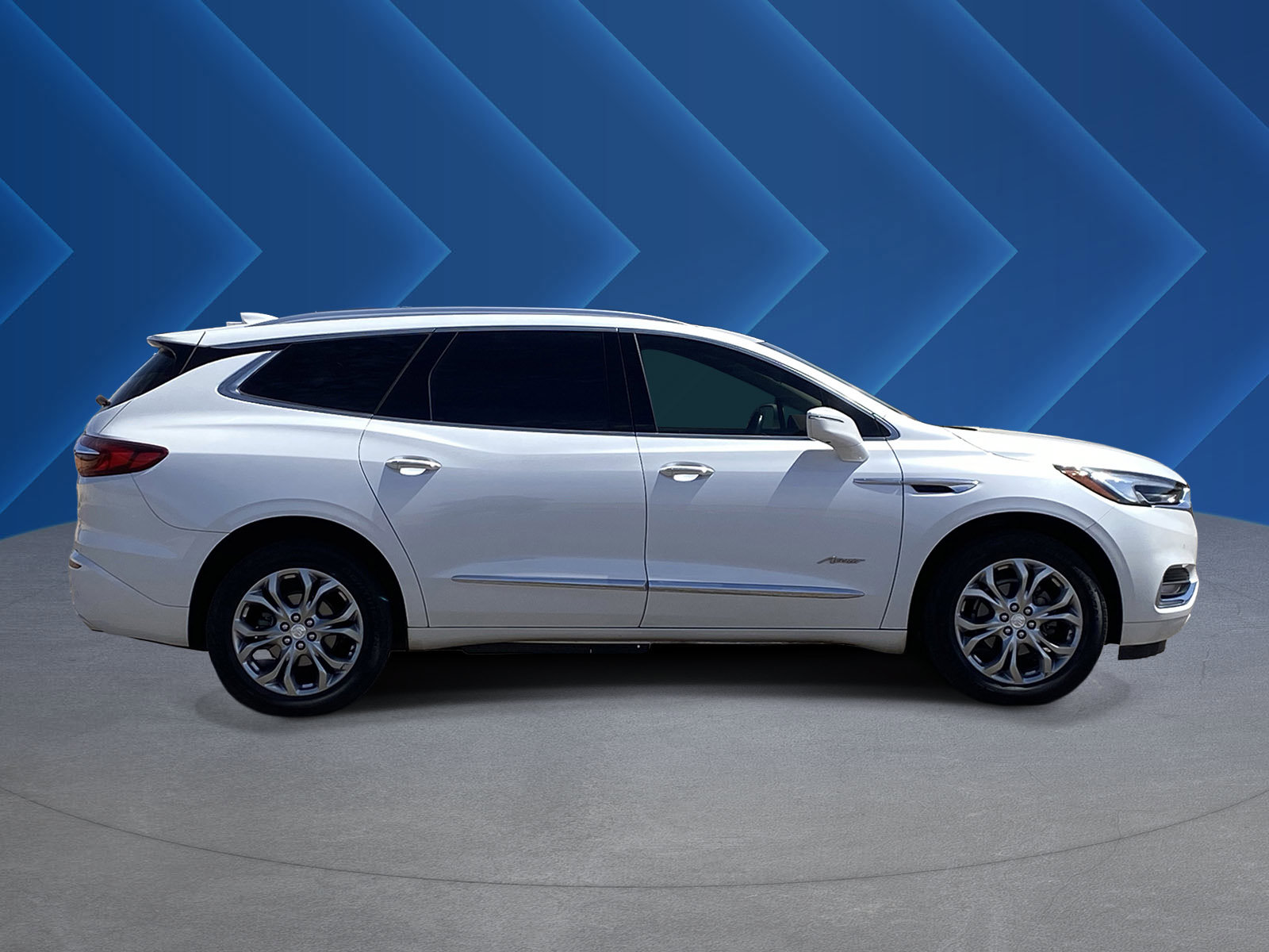 Used 2020 Buick Enclave Avenir w/ Avenir Technology Package AWD/4WD image 2