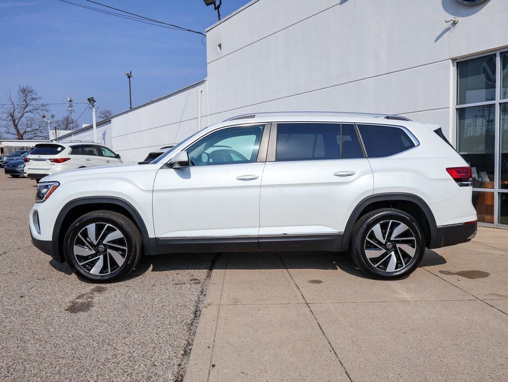 Certified 2024 Volkswagen Atlas SEL image 2