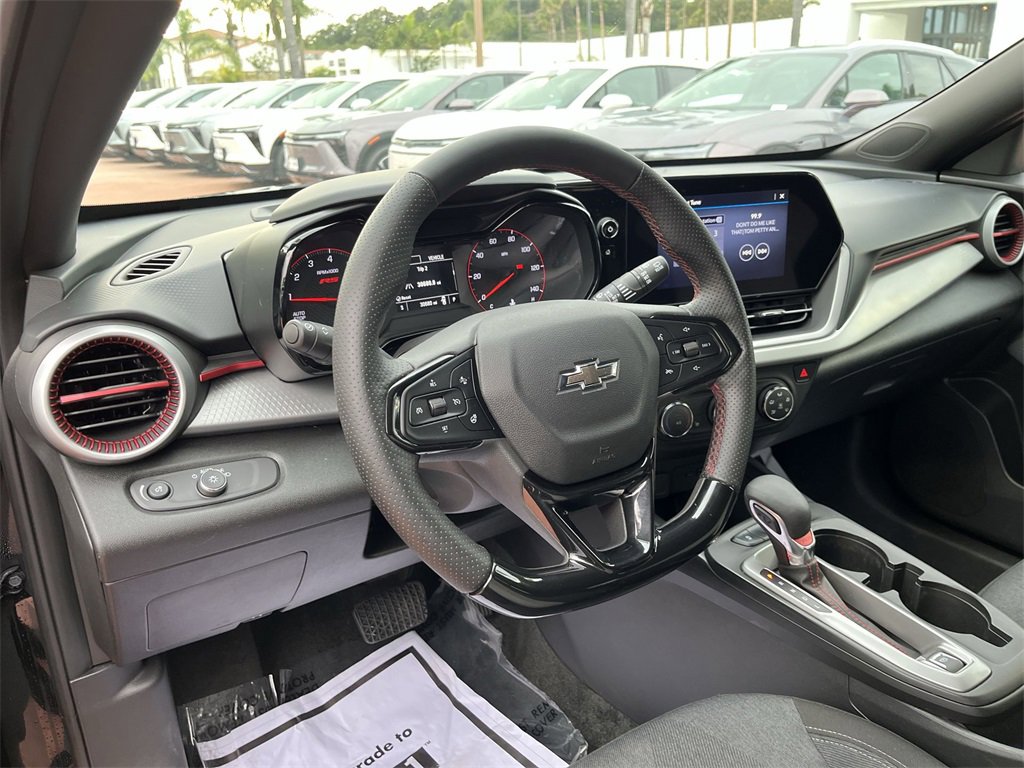 Used 2024 Chevrolet Trax RS w/ Driver Confidence Package image 10