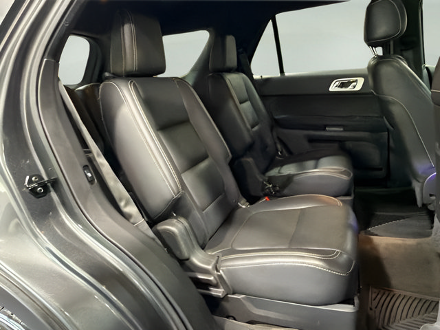 Used 2015 Ford Explorer Sport w/ Equipment Group 401A AWD/4WD image 33