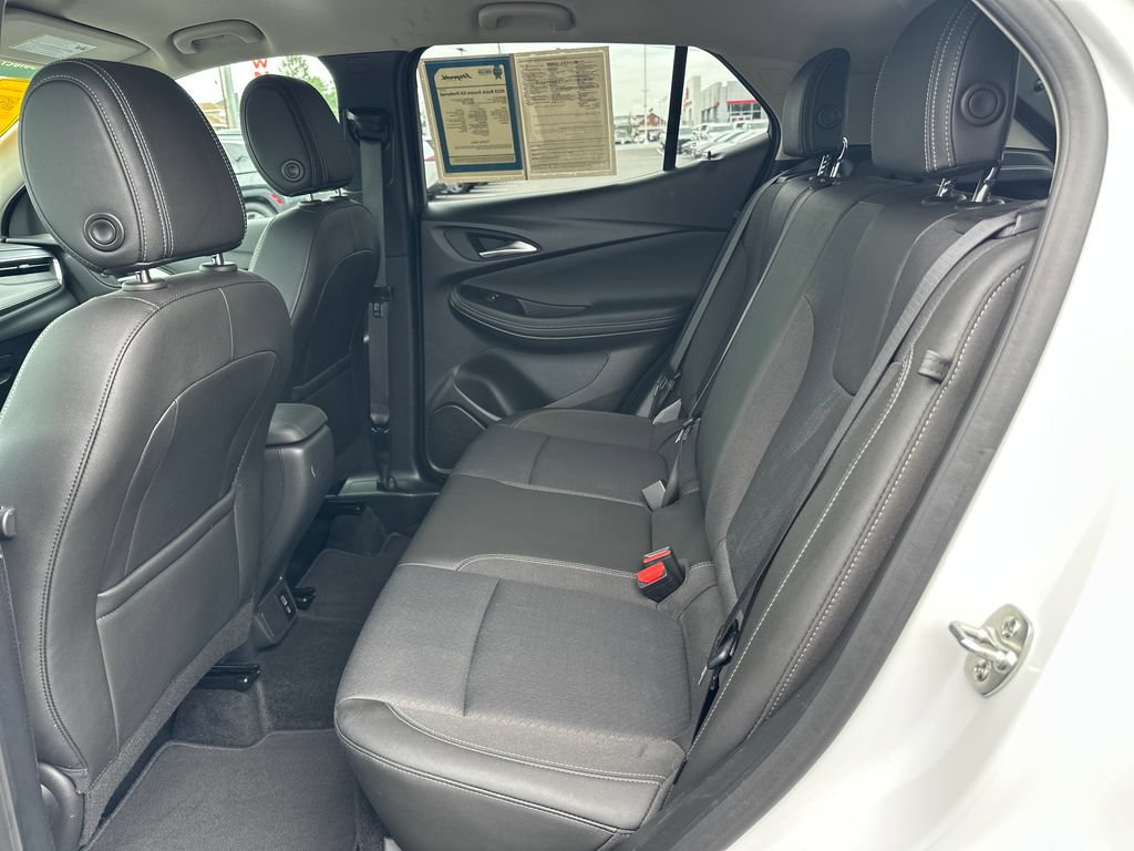 Used 2025 Buick Encore GX Preferred AWD/4WD image 16