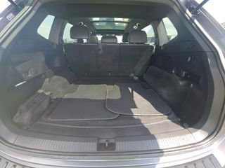 Used 2023 Volkswagen Tiguan SE R-Line AWD/4WD image 12