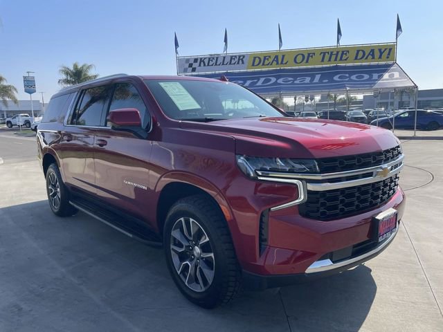 Used 2023 Chevrolet Suburban LS w/ Driver Alert Package image 2