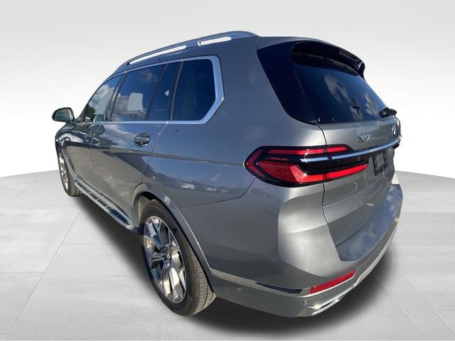 Used 2025 BMW X7 xDrive40i w/ Premium Package AWD/4WD image 7