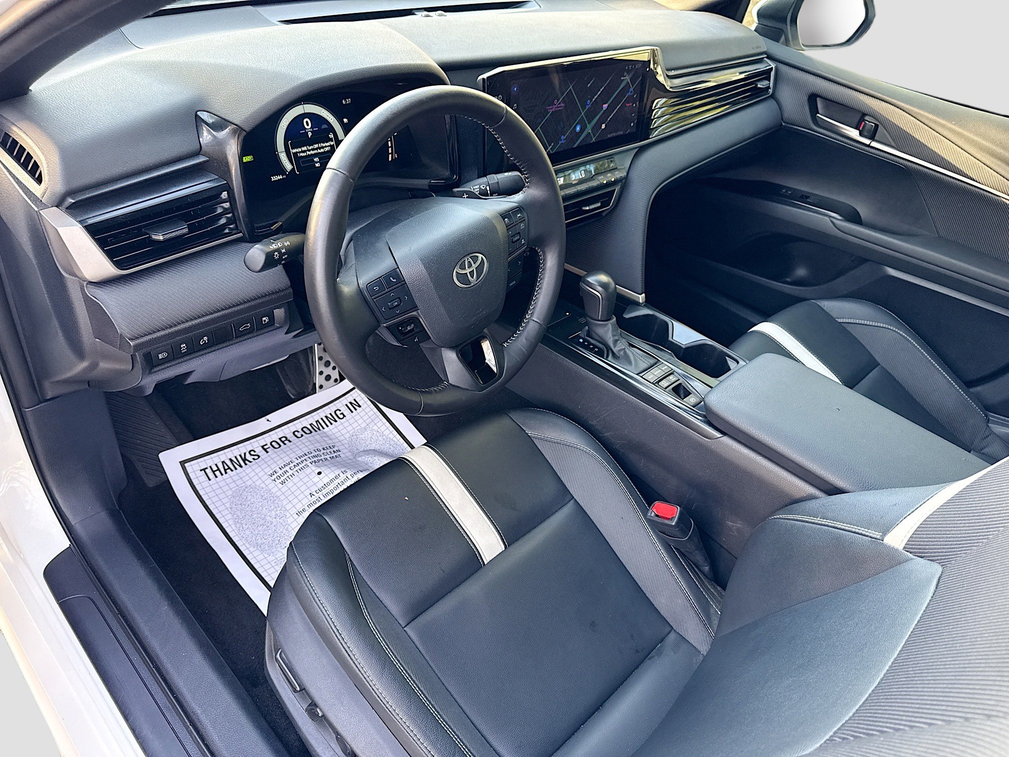 Used 2025 Toyota Camry SE w/ Multimedia Upgrade Package image 21