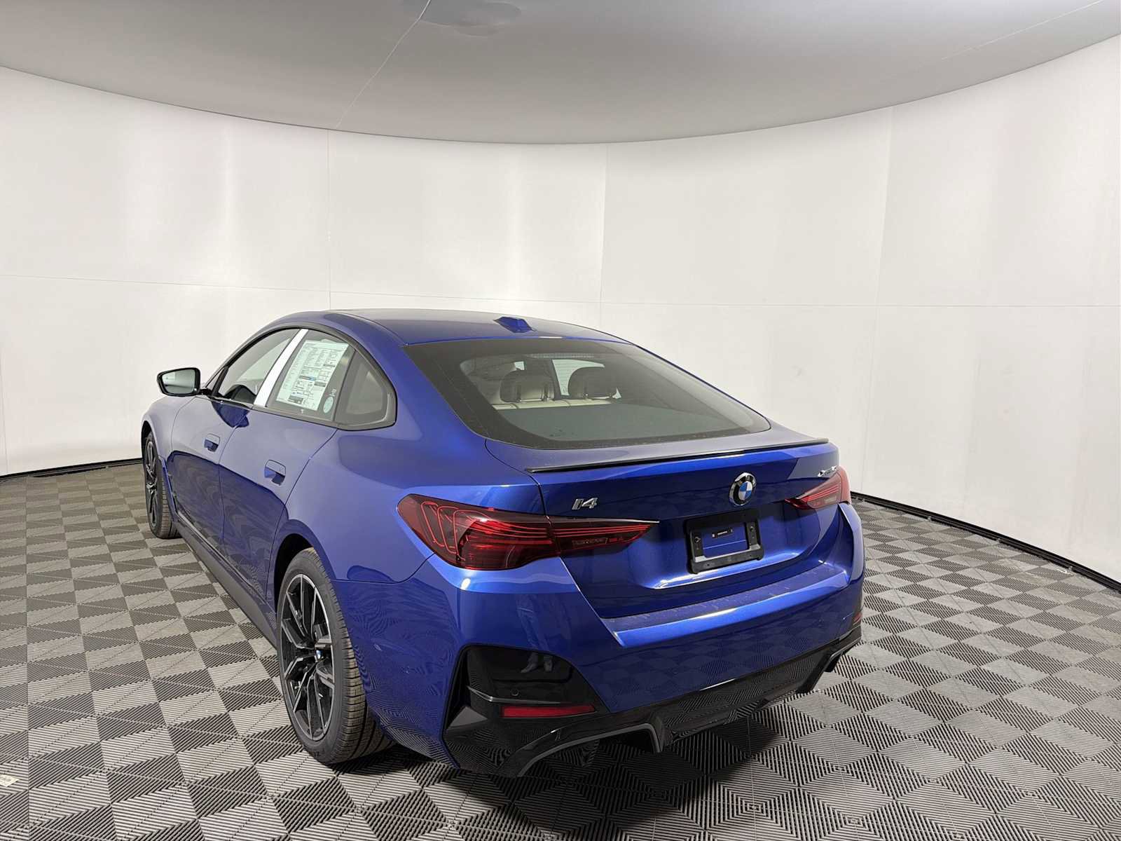 New 2026 BMW i4 xDrive40i w/ M Sport Package image 3