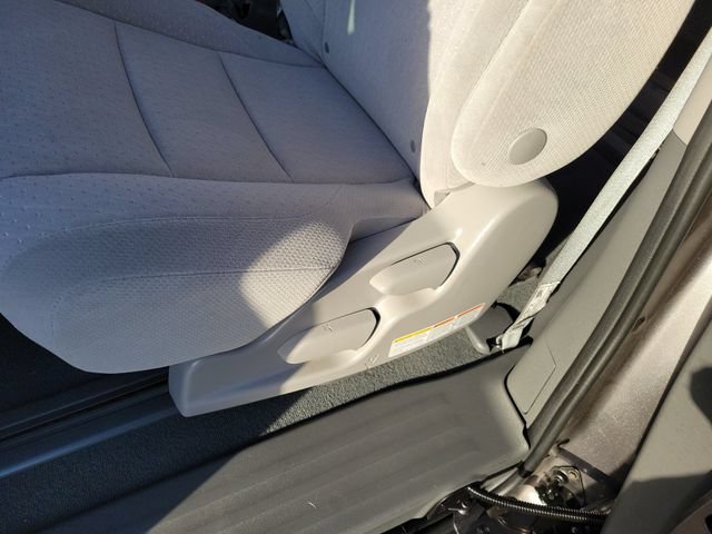 Used 2020 Toyota Sienna LE FWD image 14