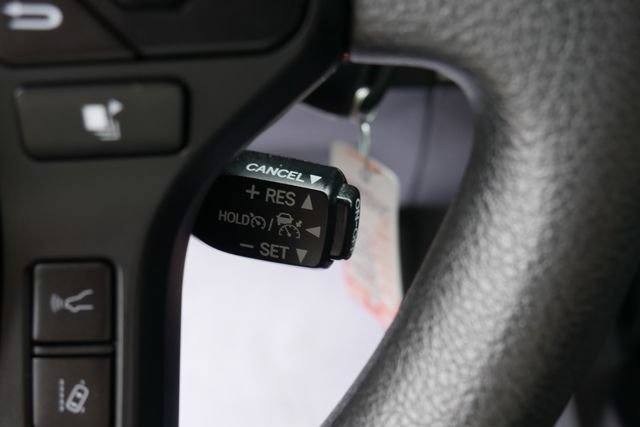 Used 2020 Toyota Tacoma SR AWD/4WD image 18