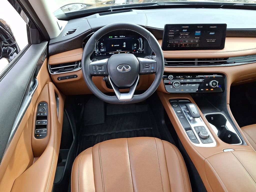 Used 2025 INFINITI QX60 Sensory w/ Vision Package image 13