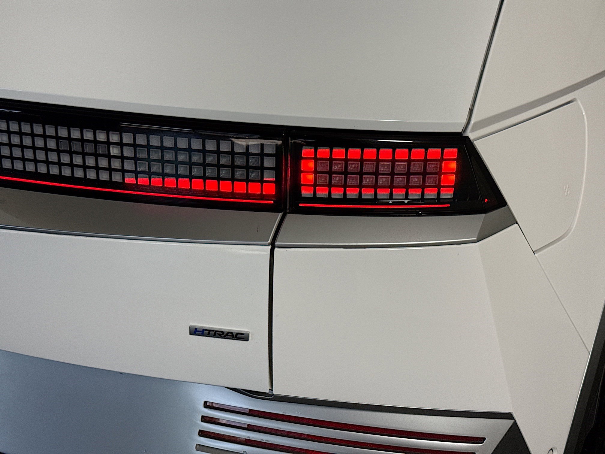 Used 2024 Hyundai Ioniq 5 Limited image 34