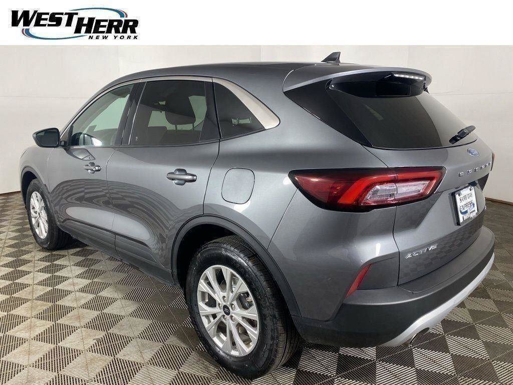 Used 2023 Ford Escape Active AWD/4WD image 58
