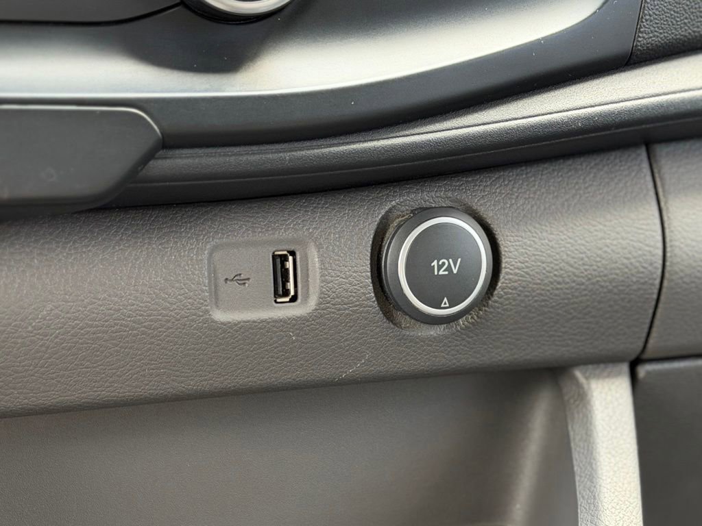 Used 2020 Ford Transit 250 Medium Roof AWD image 11