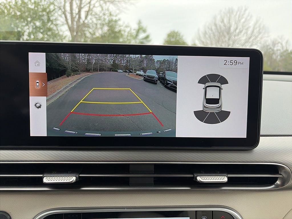 Used 2025 Genesis GV60 RWD image 9