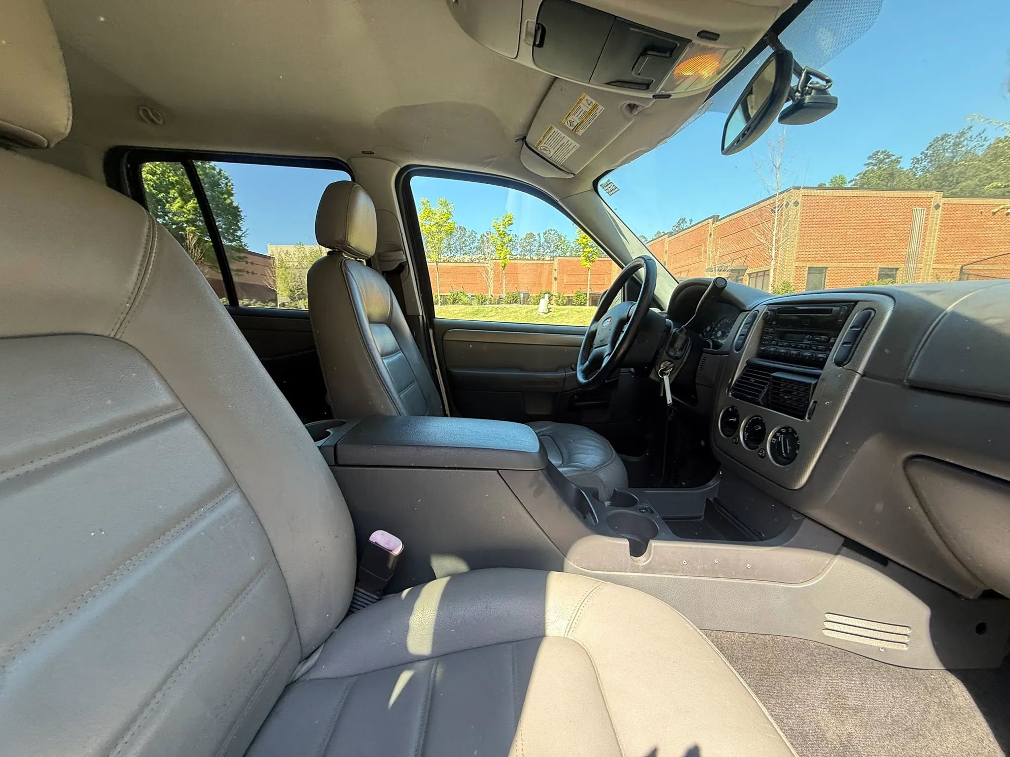 Used 2005 Ford Explorer Sport XLT image 23