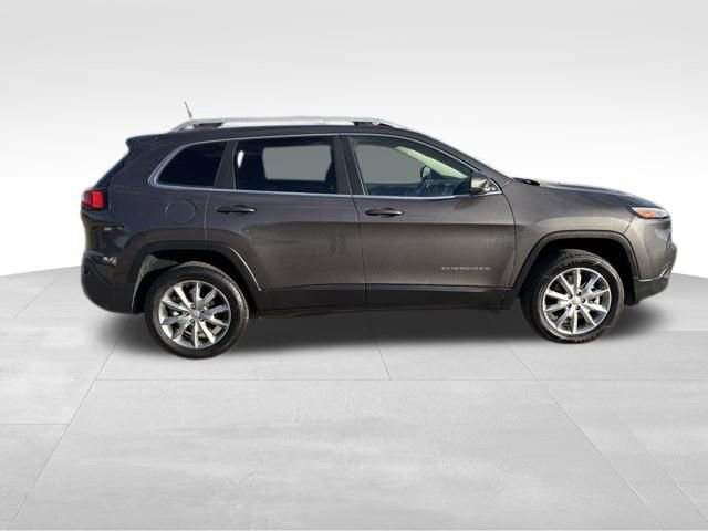 Used 2018 Jeep Cherokee Limited image 6