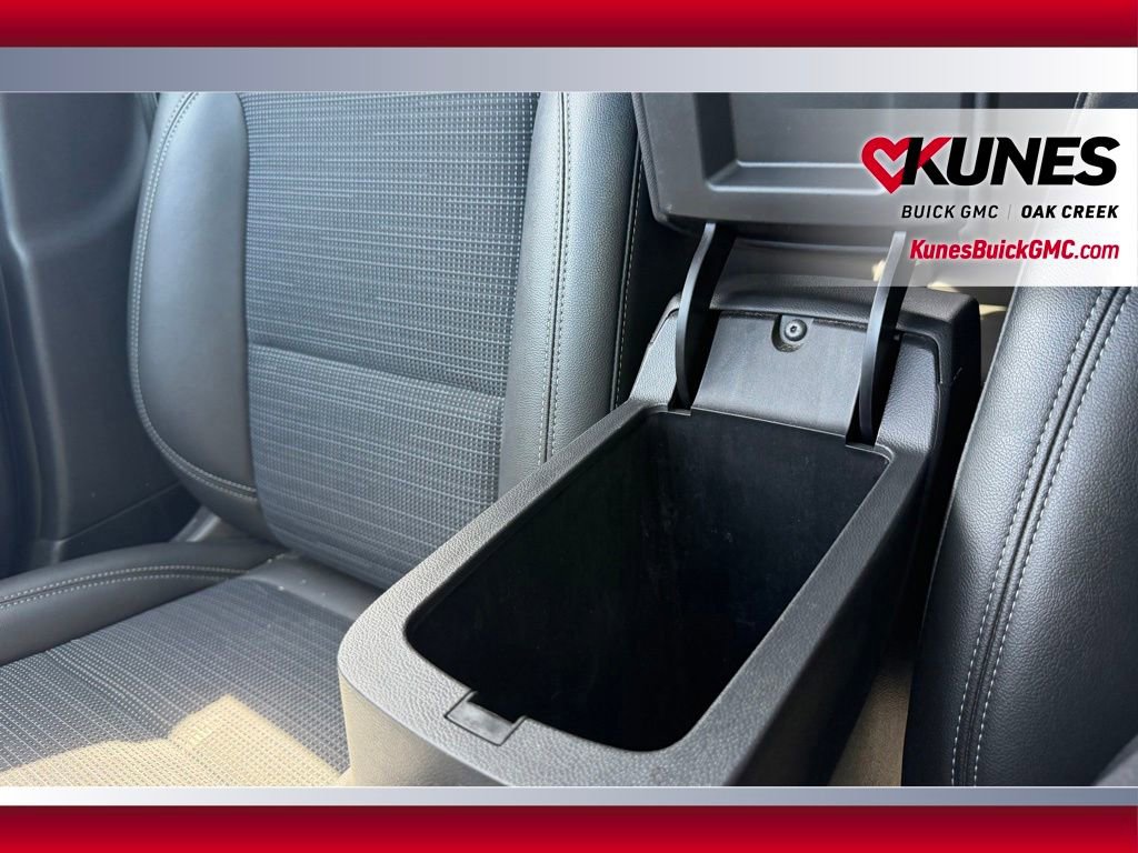 Used 2025 Buick Envista Sport Touring w/ Convenience I Package FWD image 19