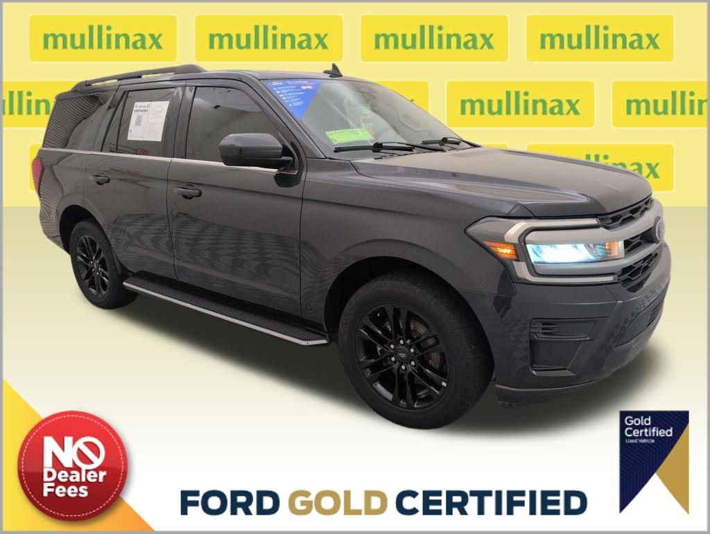 Certified 2023 Ford Expedition XLT image 1
