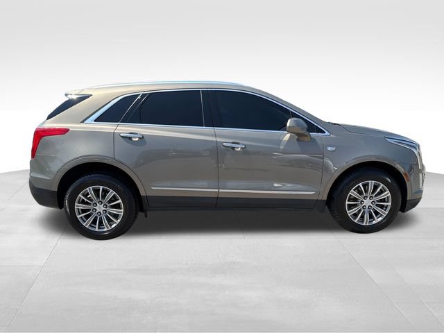 Used 2018 Cadillac XT5 Luxury w/ Driver Awareness Package AWD/4WD image 8