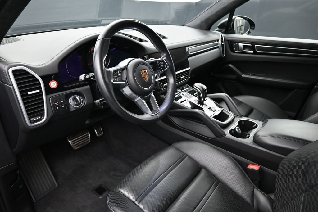 Used 2023 Porsche Cayenne GTS AWD/4WD image 14