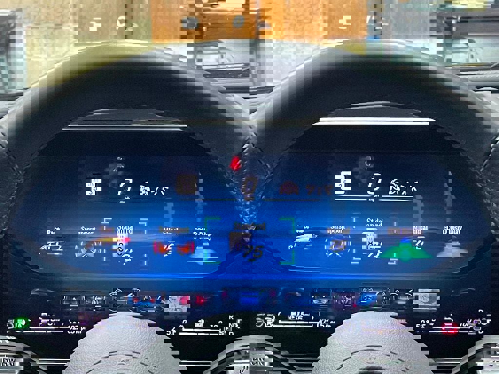 Used 2024 Mercedes-Benz C 63 AMG S image 48