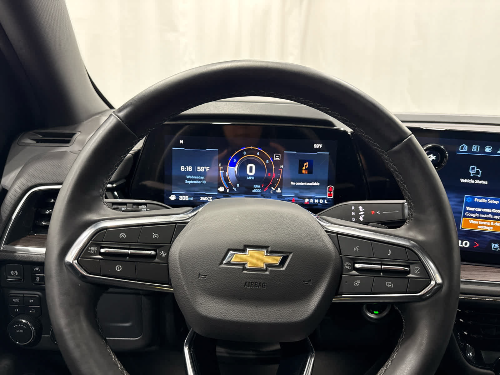 Certified 2025 Chevrolet Suburban Premier AWD/4WD image 26