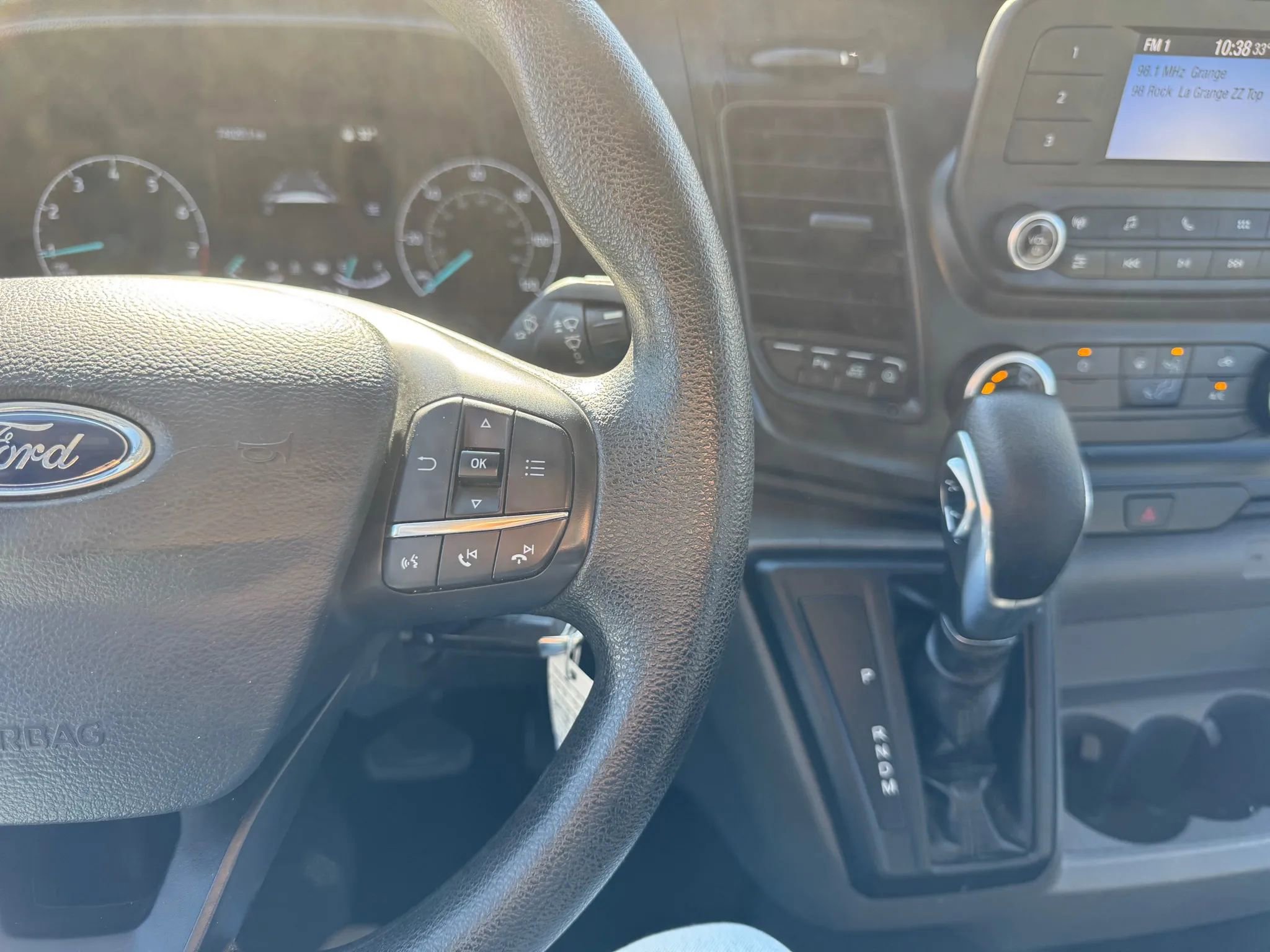 Used 2020 Ford Transit 250 Medium Roof AWD image 17