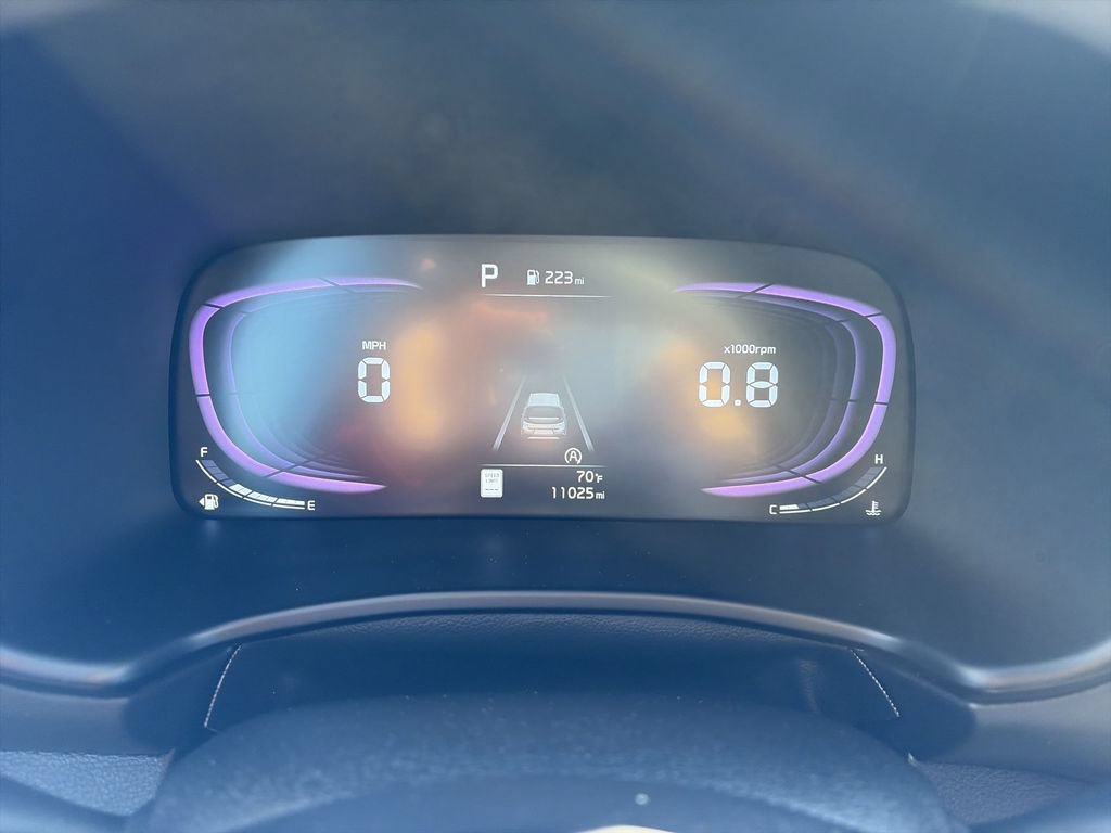 Used 2025 Kia Soul LX FWD image 17